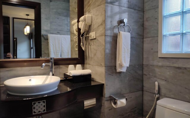 Church Boutique Hotel Hang Trong