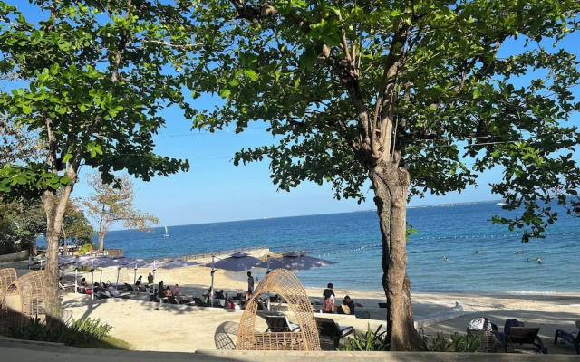 Seaview 2 bedroom near Airport