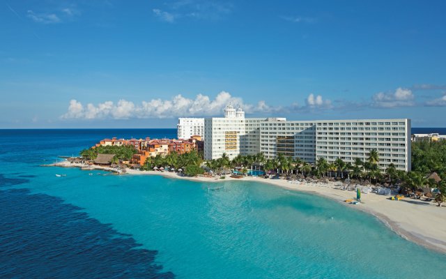 Dreams Sands Cancun Resort & Spa - All Inclusive