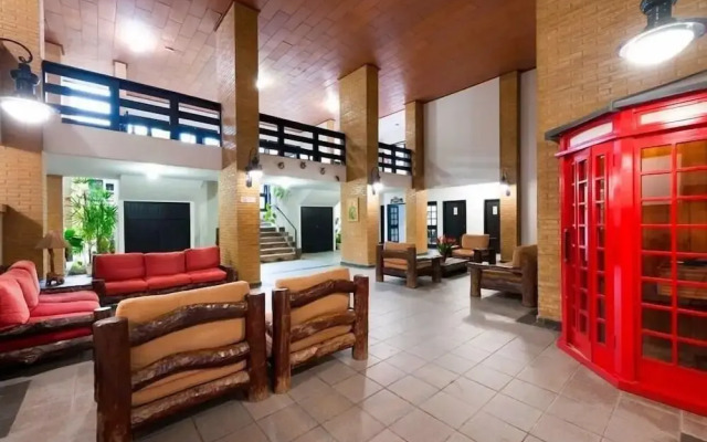 Flamboyant Hotel & Convention