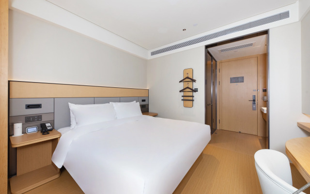 JI Hotel (Beijing Capital Airport T2 Terminal)