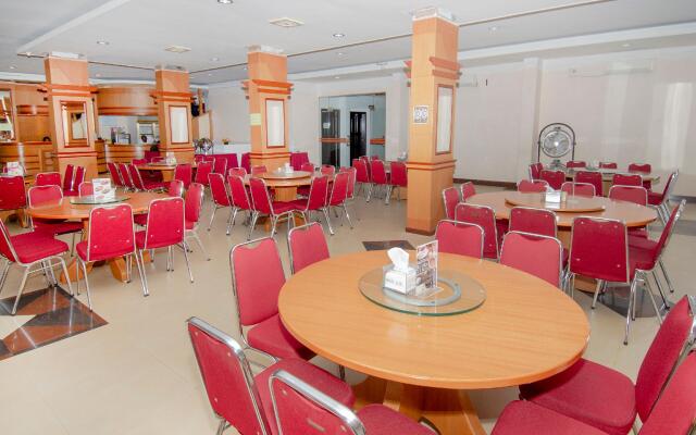Halim Hotel