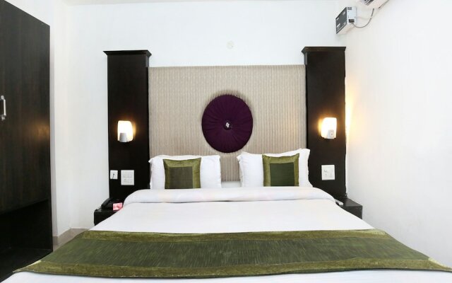 OYO 3712 Chandigarh Grand