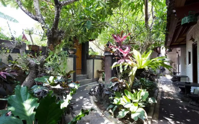 Gusti Hostel