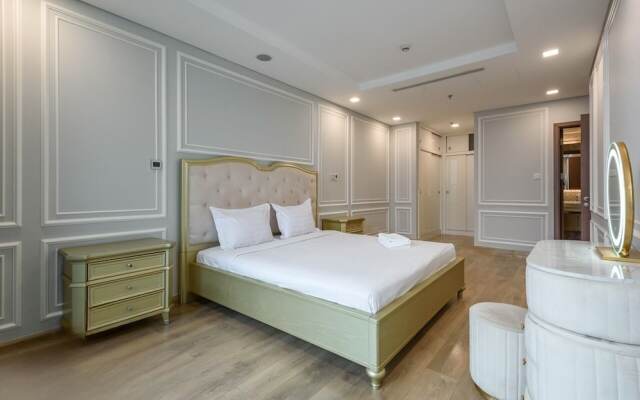Somi Luxstay Landmark 81