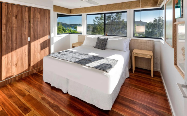 Point Blue on Hamilton Island