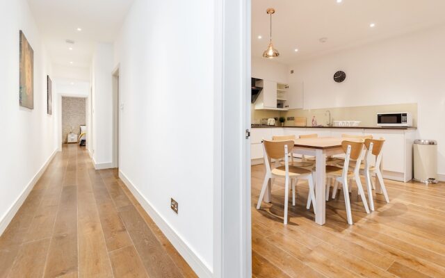 Donatello Apartment Hammersmith