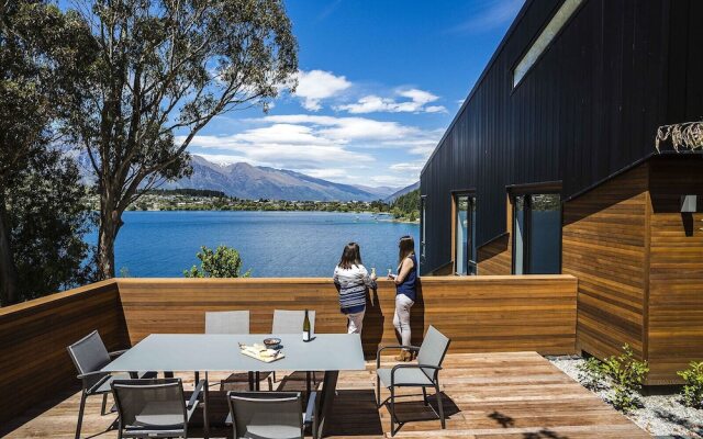 Lakehouse Joela