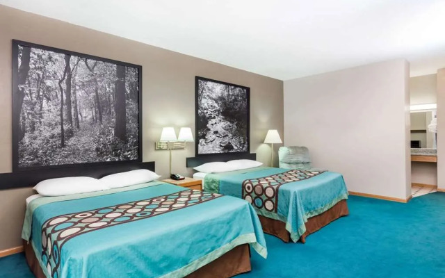 Super 8 By Wyndham Platteville