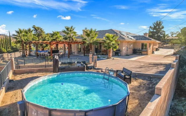 Palm View House