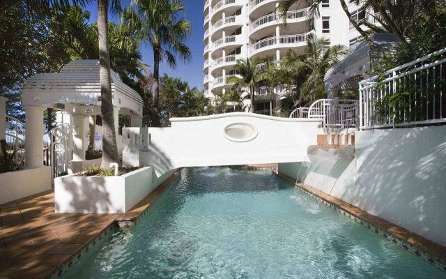 ULTIQA Burleigh Mediterranean Resort