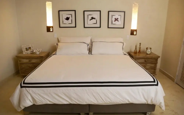 Casa de la Muralla - Luxury 4BR Colonial House in Getsemani by H - Hotel in Cartagena - Photo 3