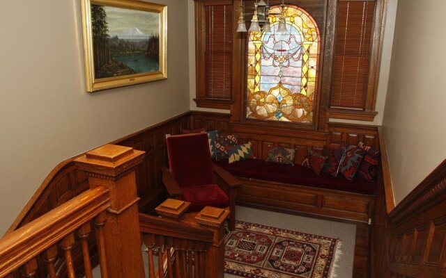 Seattle Gaslight Inn