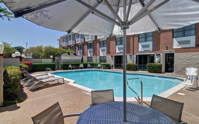 SpringHill Suites by Marriott Dallas NW Hwy/I35E