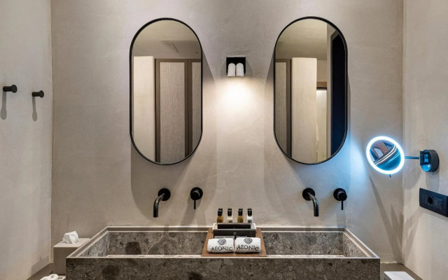Aeonic Suites and Spa