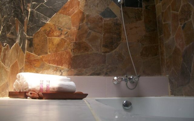 Khao Yai Country Hill Resort