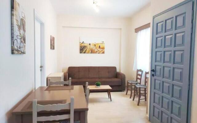 Androshouses gr - Agios Petros Beach apartment 2