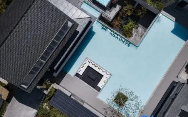 Non Hills Resort Hotel