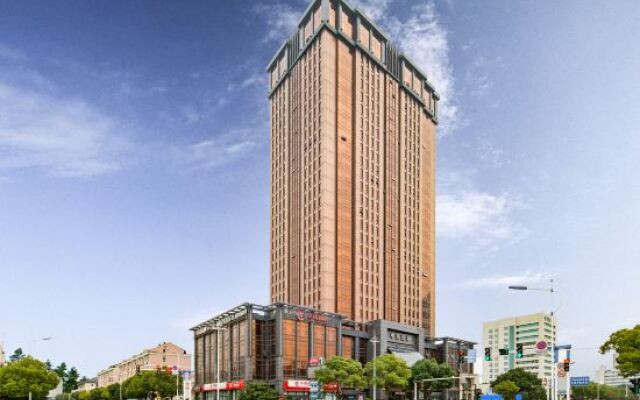 World Trade International Hotel