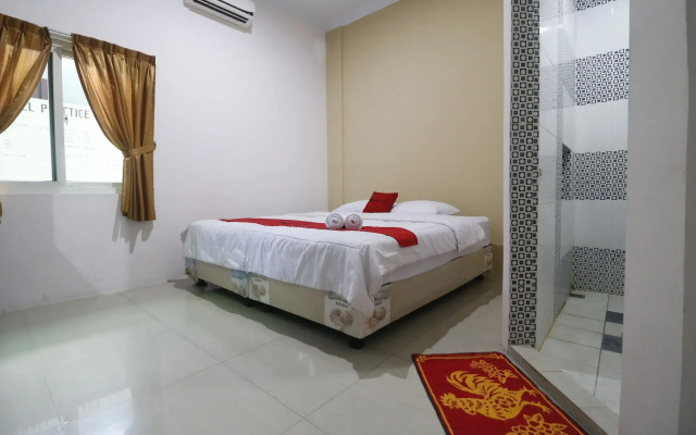 RedDoorz @ Jalan Krakatau Medan