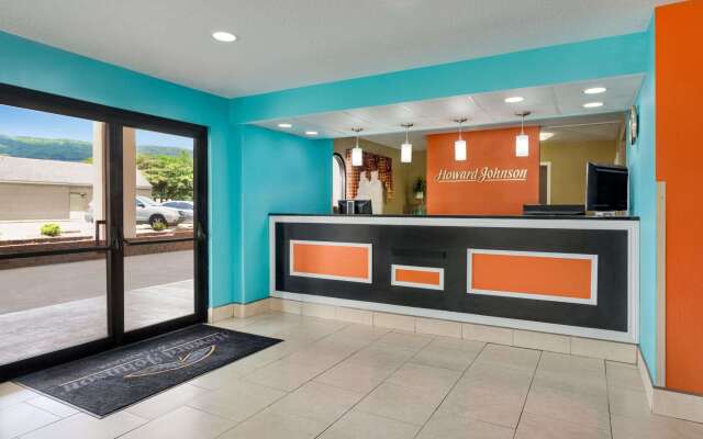 Howard Johnson by Wyndham Chattanooga Lookout Mountain I-24