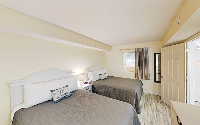 2000 Myrtle Beach - 2 Br Condo