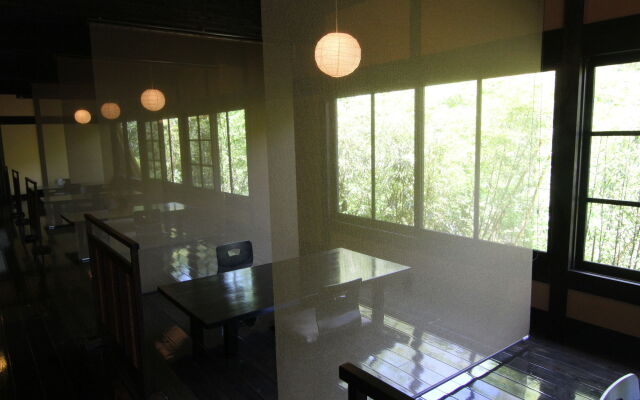 Yufuin Ryoan Wazanhou