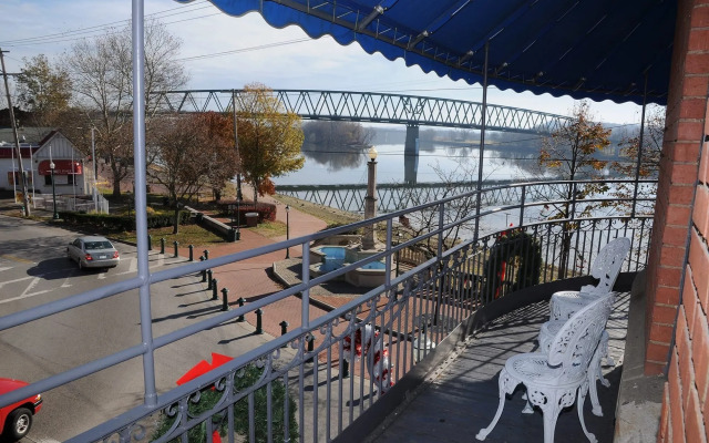 The Lafayette A grand Riverboat Era Hotel