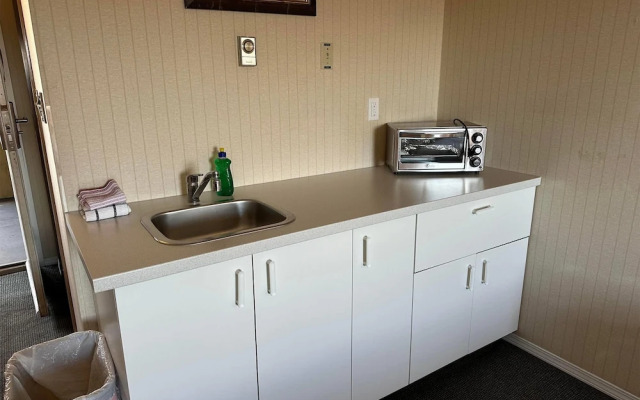 Travelodge by Wyndam Chetwynd