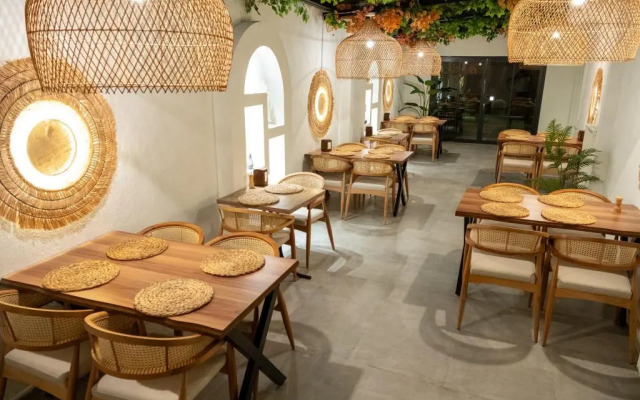Bl Karakum Suites