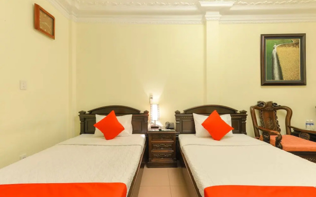Lucky 2 Hotel