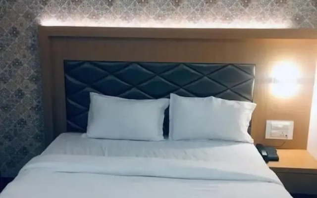 Glitz Hotels AR Residency