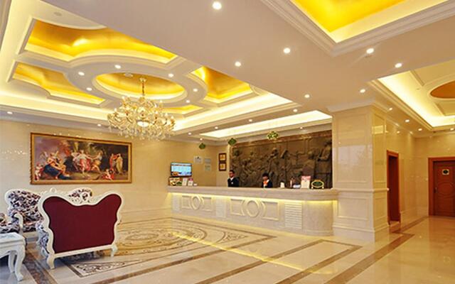 Vienna Hotel Jiangsu Nanjing Liuhe District Longchi Metro Station