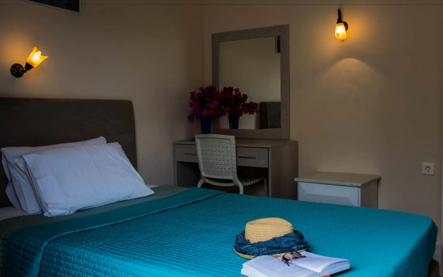 Theano Hotel