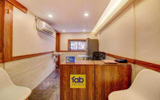 FabHotel Peninsula