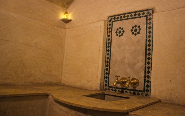MAJOREL PEARL  Restaurant Piscine SPA
