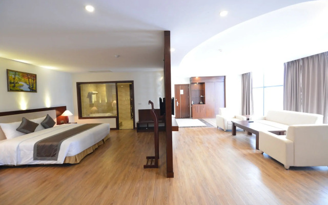 Muong Thanh Grand Cua Lo Hotel