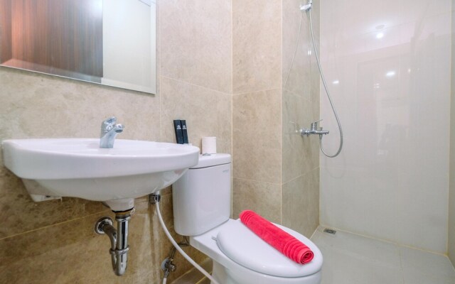 Stylish And Comfy 2Br At Transpark Cibubur Apartment