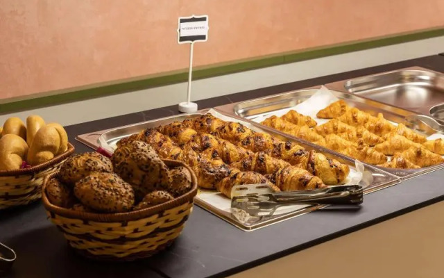 Ramada By Wyndham Parc Slatina