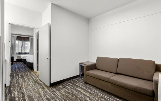 Clarion Suites Anchorage Downtown