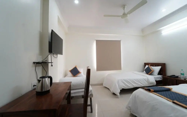 Tushar Group of Hotels - Polo Inn Sez