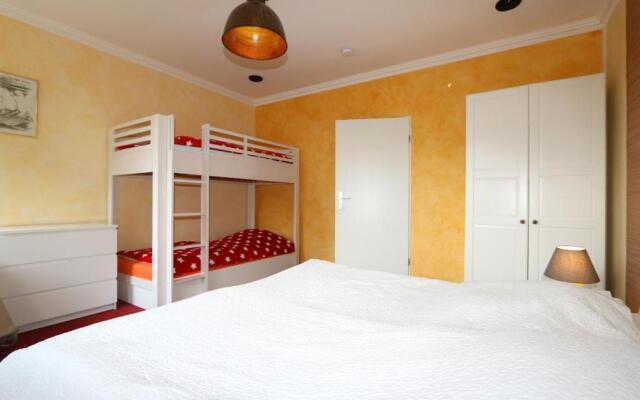 Large Comfortable Apartment, Holiday With Several Generations