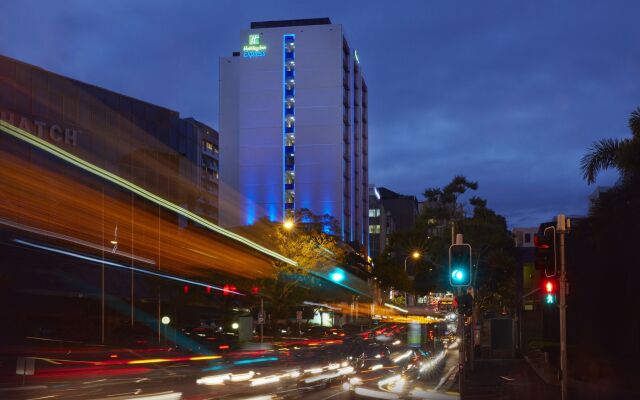 Holiday Inn Express Brisbane Central by IHG