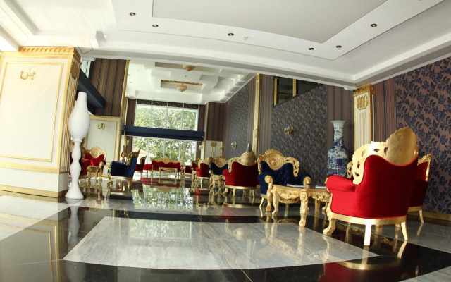 Grand Amisos Hotel