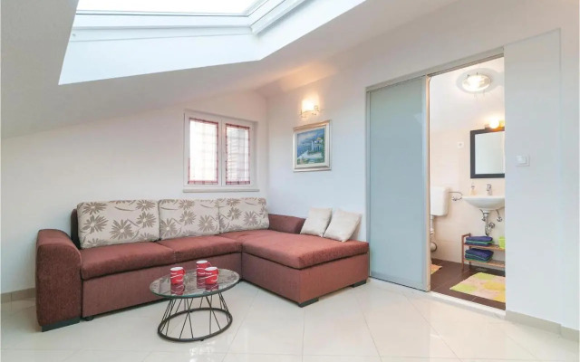 Holiday home Neoric 2