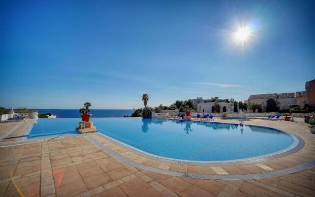IMMOGROOM - 3 Rooms renovated - Pool - Terrace - Garden - Parking