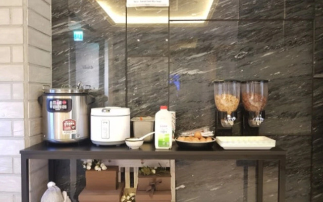 Gimhae Buwondong Hotel Smith