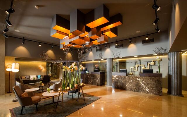 Отель Best Western Premier Hotel Slon