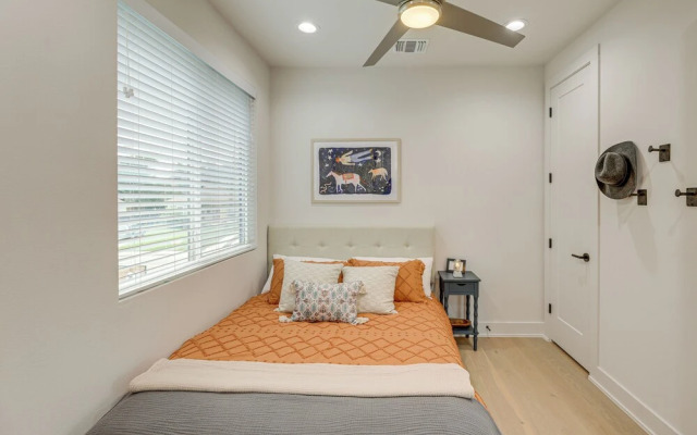 Modern Austin Retreat w/ Heated Cowboy Pool!