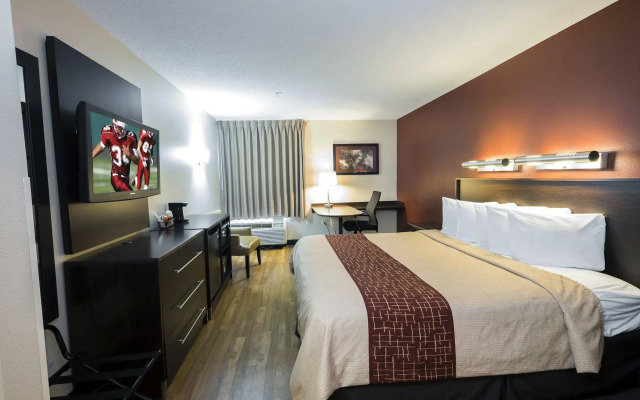 Red Roof Inn PLUS+ Austin South